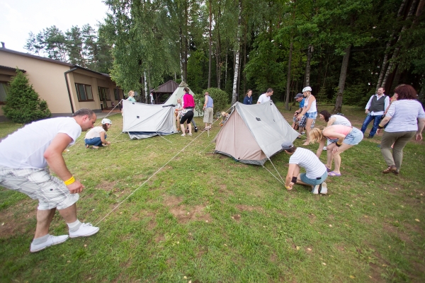 Turistinės estafetės ir kliūtys